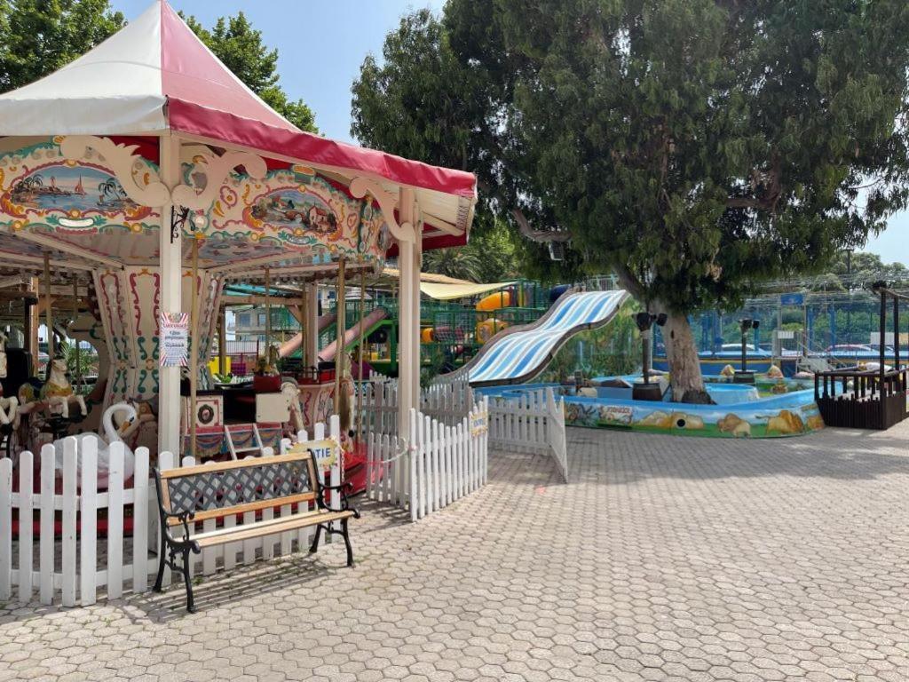 Location saisonnière Menton 50 m des plages Extérieur photo