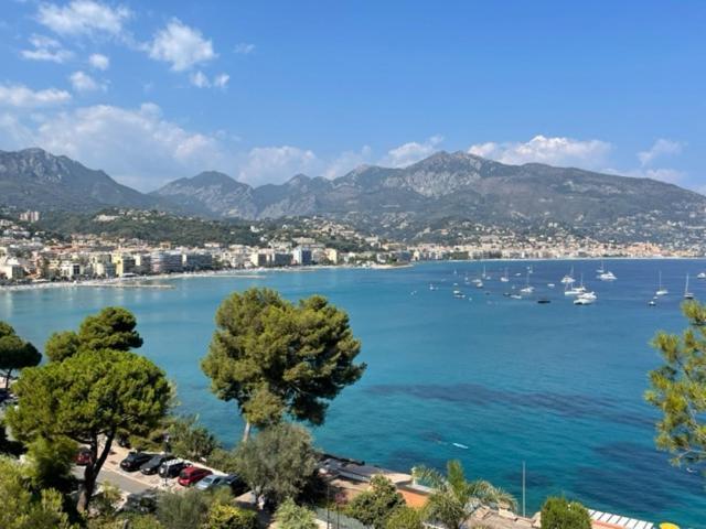 Location saisonnière Menton 50 m des plages Extérieur photo